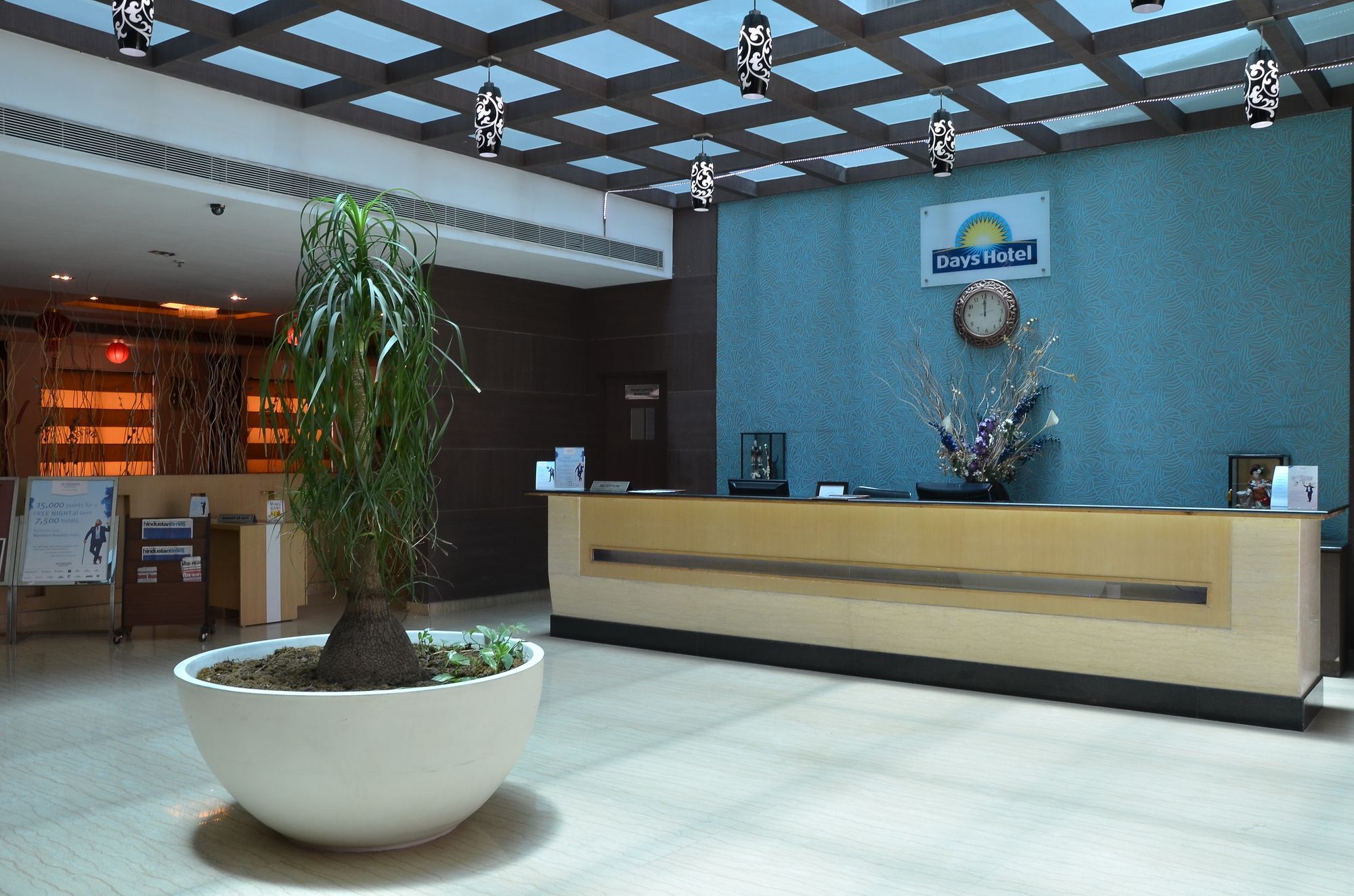 Days Hotel By Wyndham Neemrana Εξωτερικό φωτογραφία