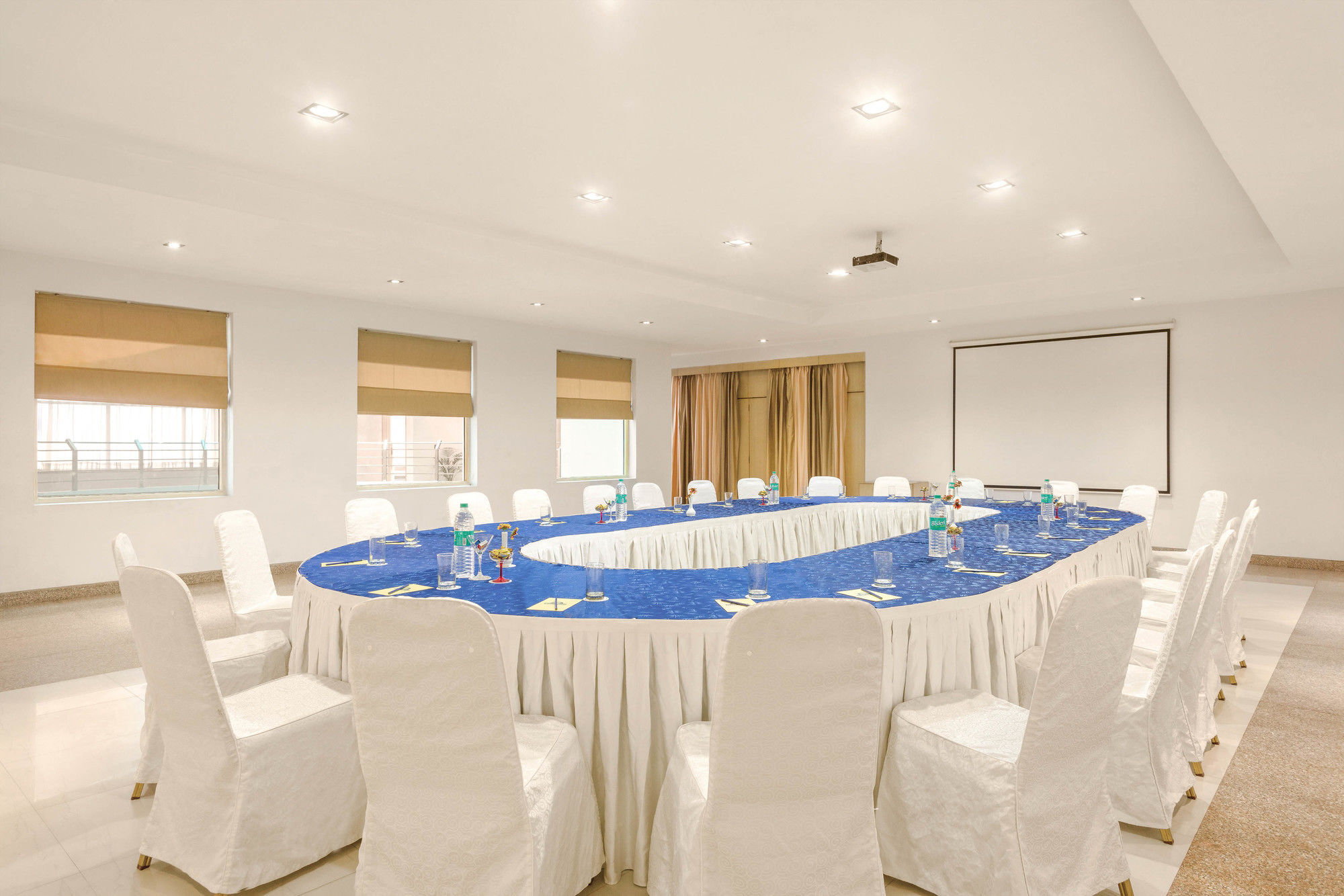 Days Hotel By Wyndham Neemrana Εξωτερικό φωτογραφία